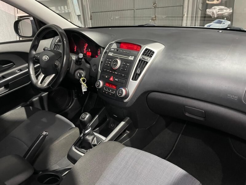 KIA ceed 1.4 CVVT Drive Plus