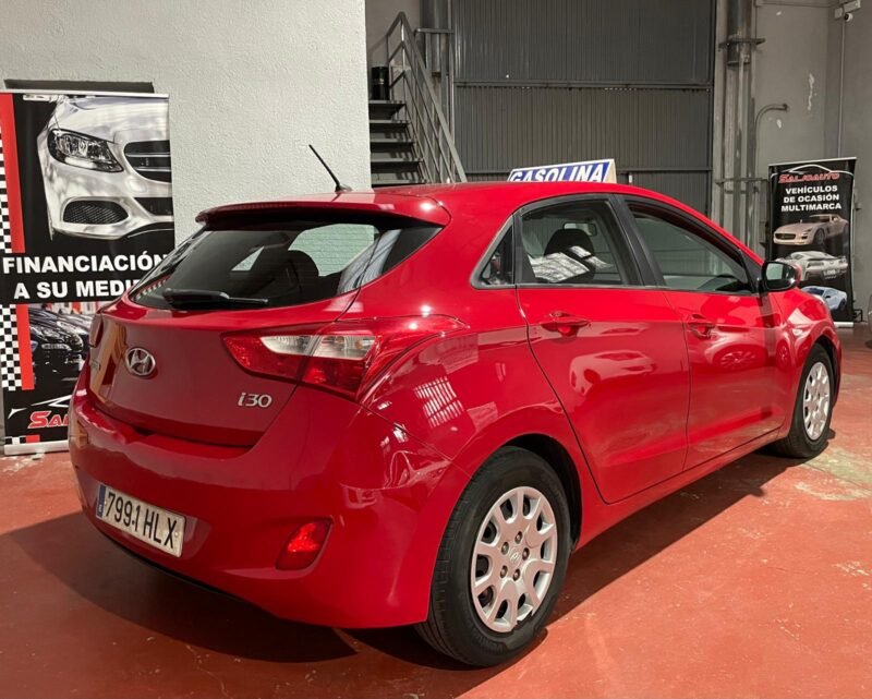 HYUNDAI i30 1.4 Tecno