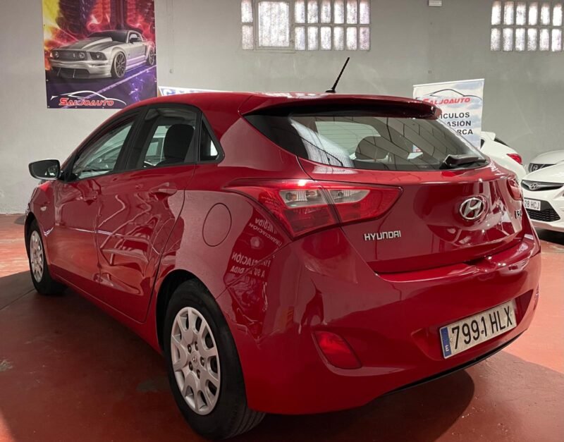 HYUNDAI i30 1.4 Tecno