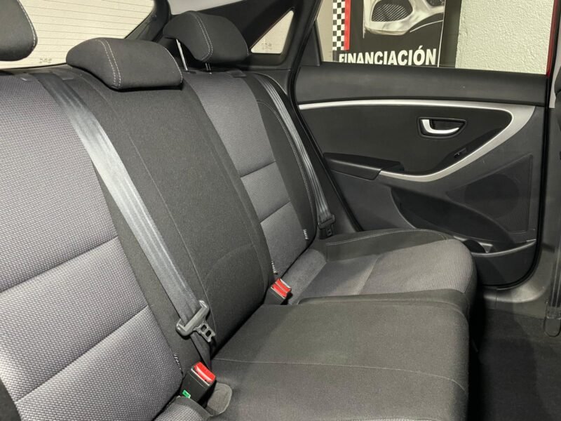 HYUNDAI i30 1.4 Tecno