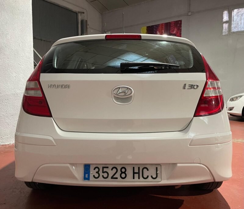 HYUNDAI i30 1.4 GLS FDU Comfort