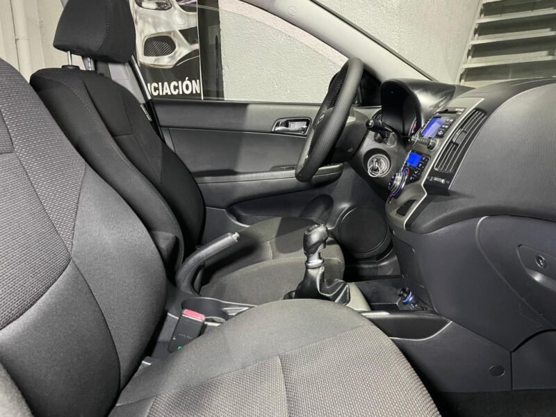 HYUNDAI i30 1.4 GLS FDU Comfort