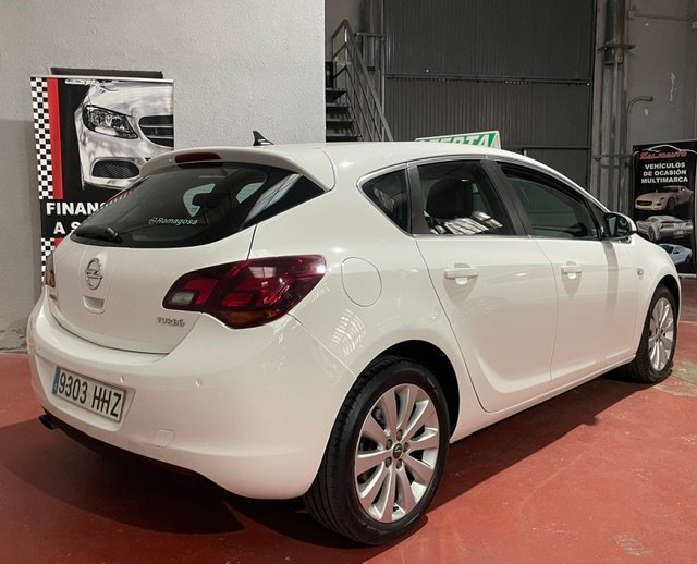 OPEL Astra 1.4 Turbo Excellence