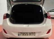 HYUNDAI i30 1.4 City S