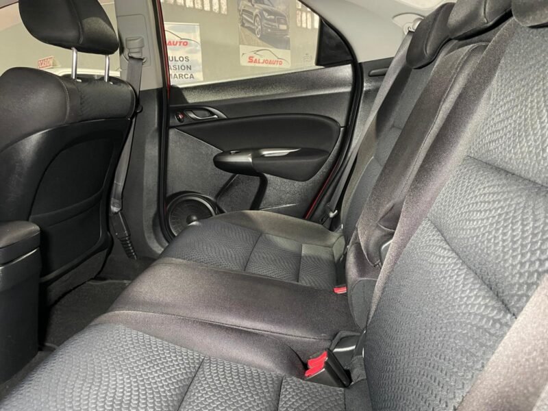 HONDA Civic 1.4 iVTEC Sport