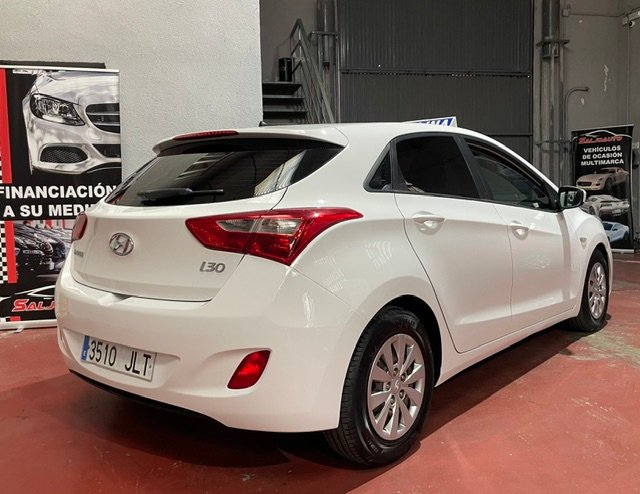 HYUNDAI i30 1.4 MPI BlueDrive Klass 5p.