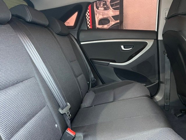 HYUNDAI i30 1.4 MPI BlueDrive Klass 5p.