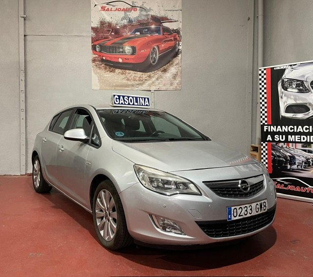 OPEL Astra 1.6 Enjoy