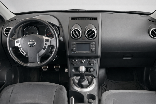 NISSAN Qashqai 1.6 Acenta 4×2