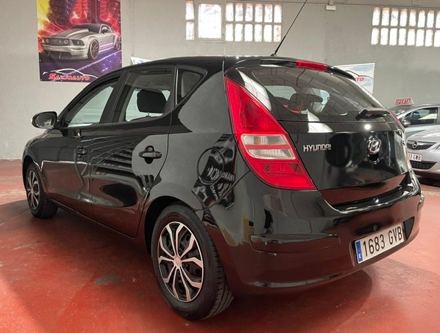 HYUNDAI i30 1.4 GLS Comfort