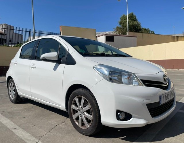 TOYOTA Yaris 1.0 VVTi City
